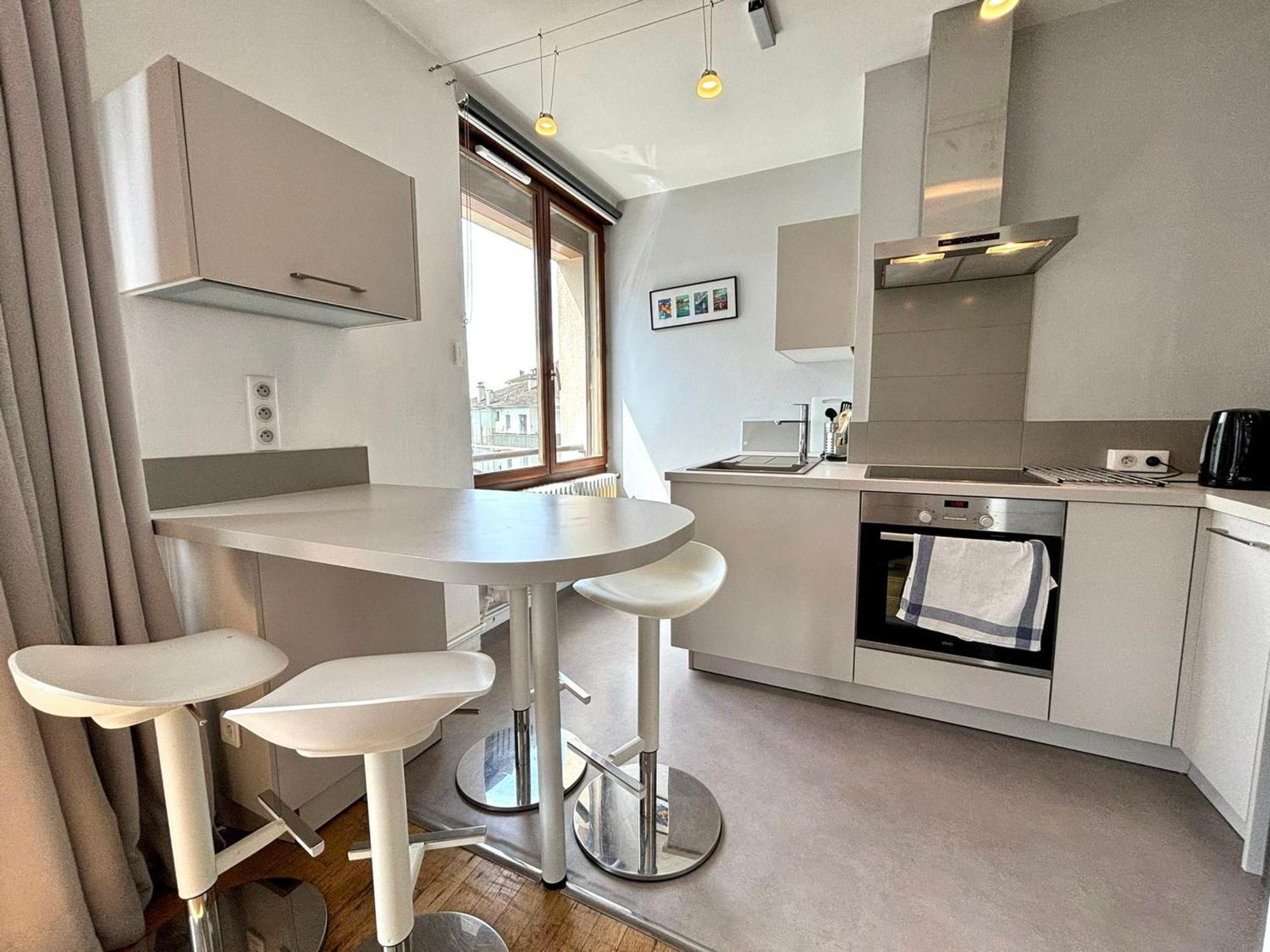 Annecy Centre - Lumineux Et Spacieux Appartement 2 Pieces De 54M² Pour 2/4 Personnes - Fr-1-432-28 Eksteriør bilde